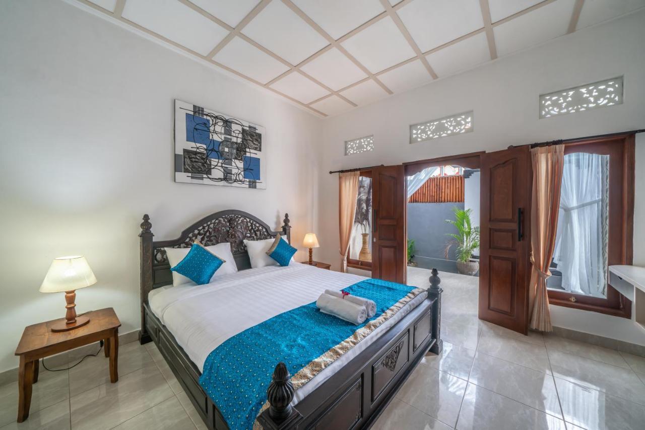 Conda Villa